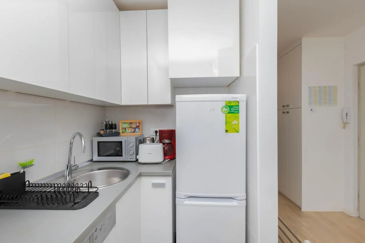 Apartment Saluti Near Old Town With Sea View&Parking Split