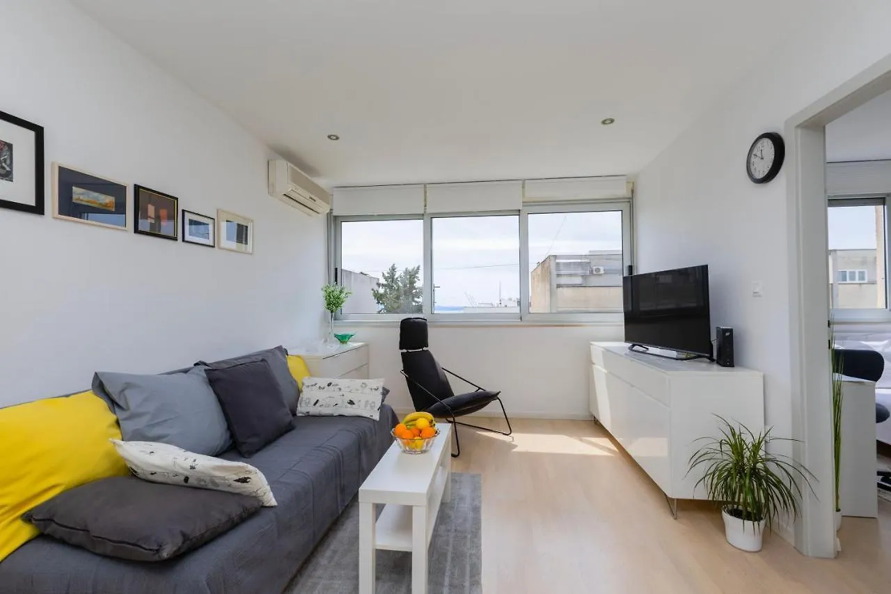 Apartment Saluti Near Old Town With Sea View&Parking Split